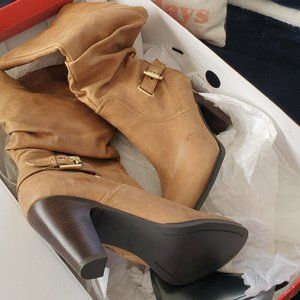 Never Worn Guess Mallay Slouch Boots